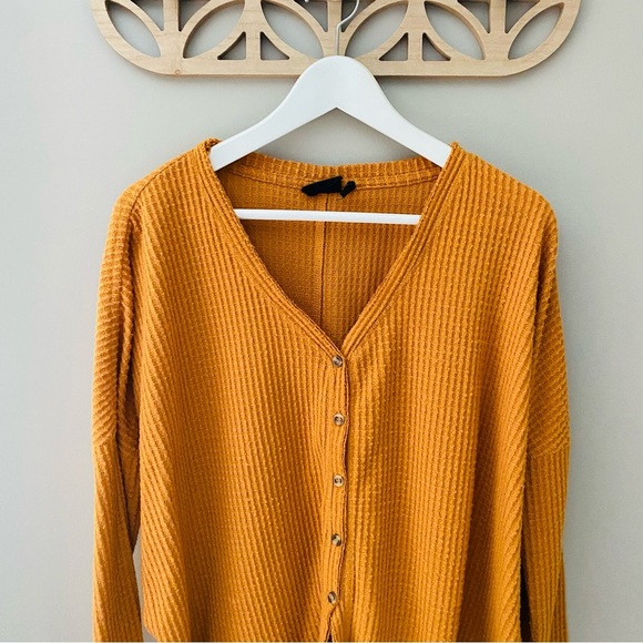 Urban Outfitters Jojo Oversized Waffle Knit Top Orange/Yellow Sz Medium - Picture 2 of 9